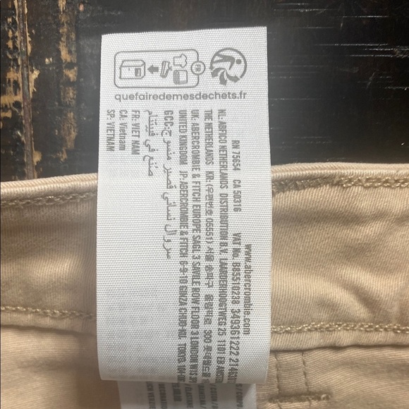 Hollister Tan Cargo Shorts Mid-Thigh Length Sturdy Cotton - Picture 5 of 5